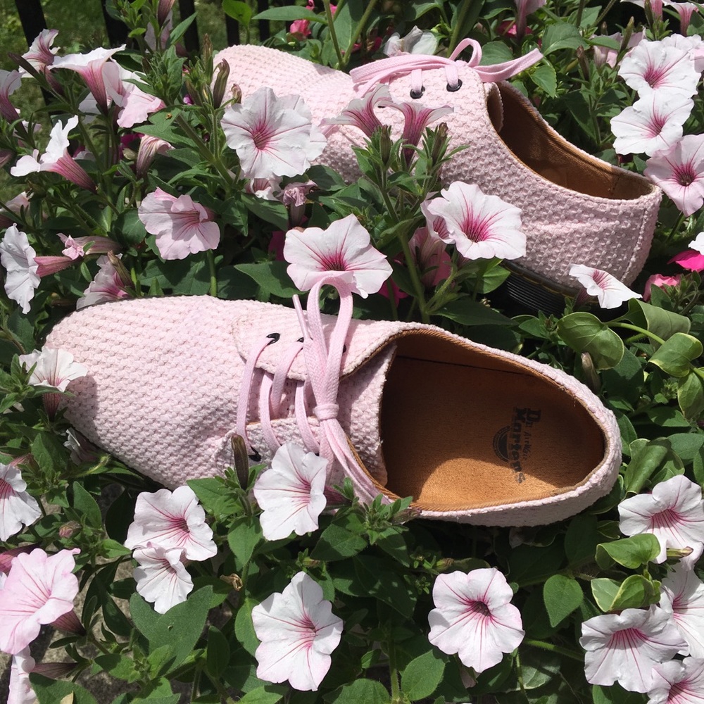 Dr. Martens Genuine Pink Gizelle Oxford Shoes